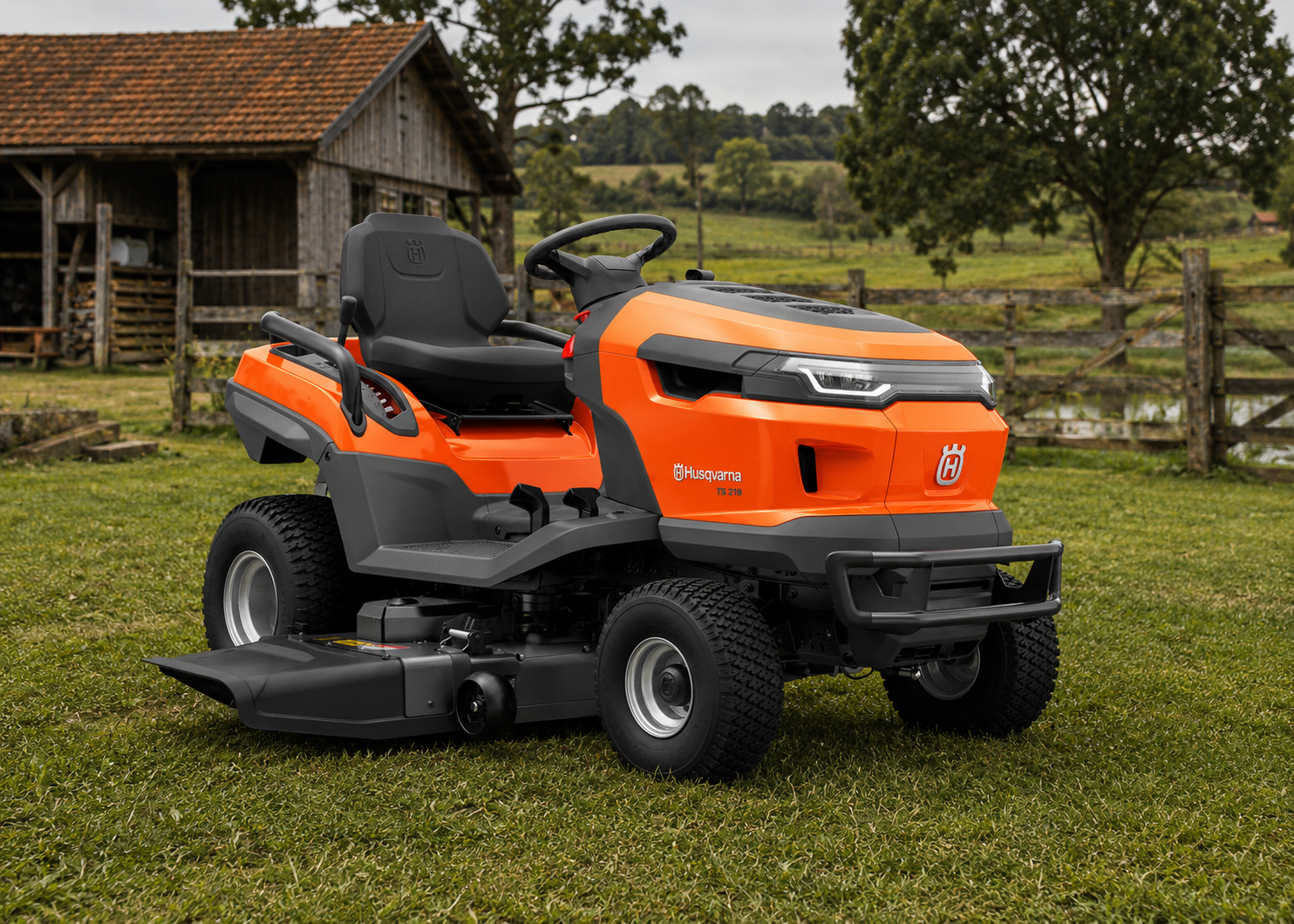 Trator cortador Husqvarna TS 219FM